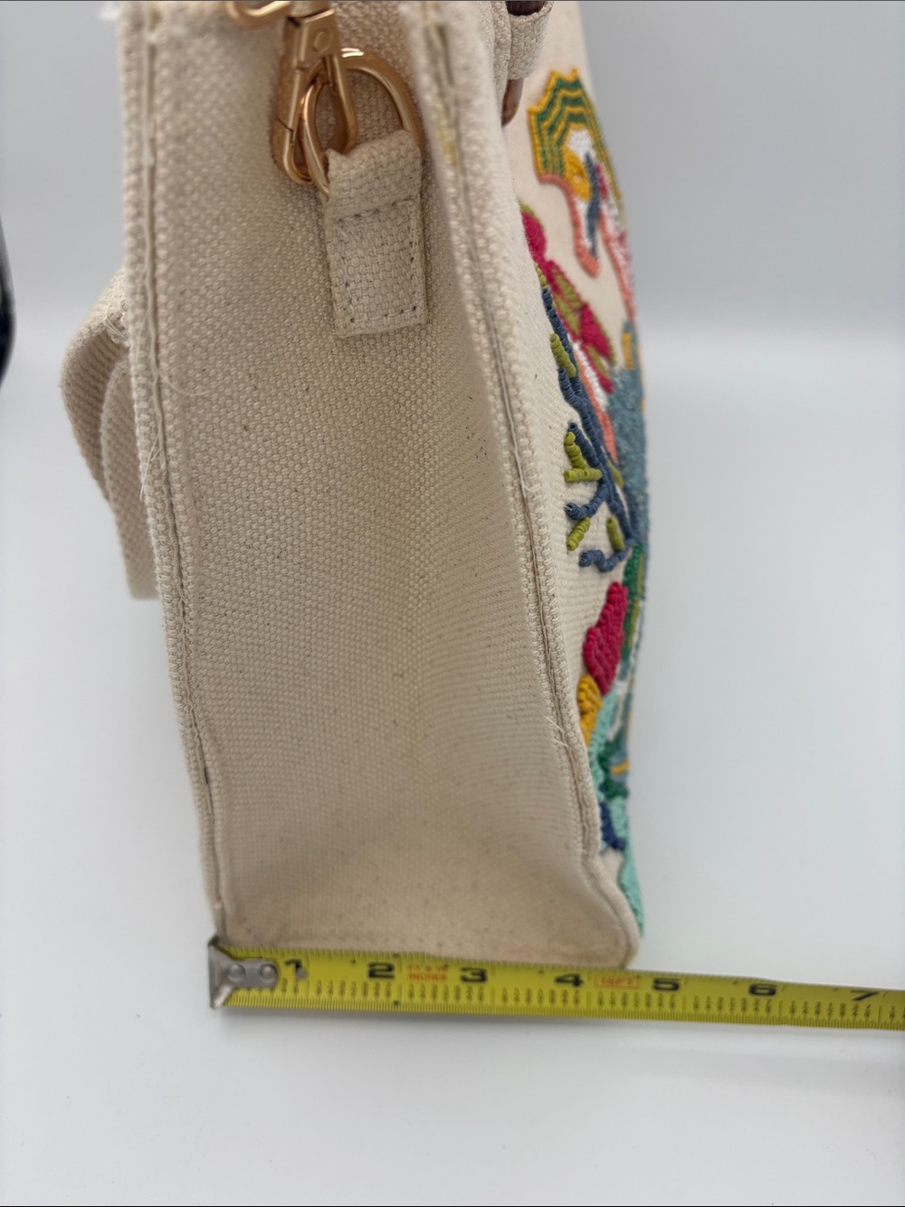 Sol and Mer Beaded Seahorse Canvas Tote with Bamboo Handles - Natural - Picture 10 of 12